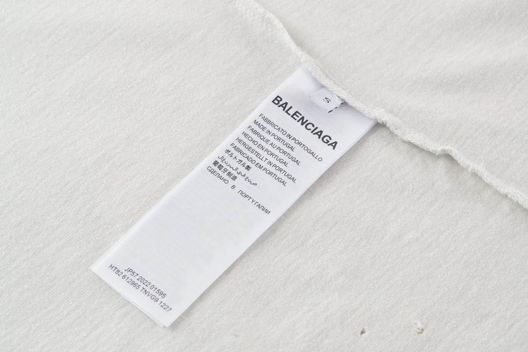 Balenciaga 巴黎世家 曼联做旧刺绣徽章 短袖 T恤 圆领 夏季 米色 739028TOVN29012