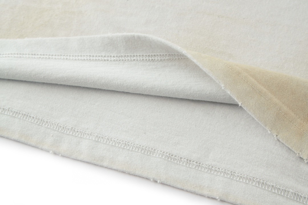 Balenciaga 巴黎世家 曼联做旧刺绣徽章 短袖 T恤 圆领 夏季 米色 739028TOVN29012