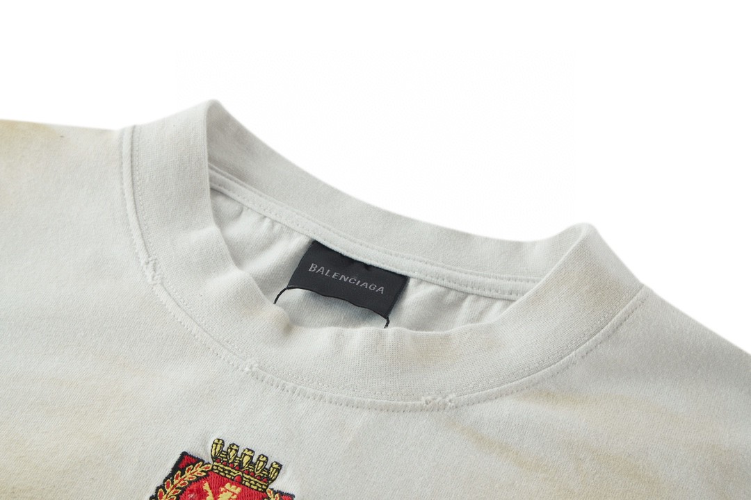 Balenciaga 巴黎世家 曼联做旧刺绣徽章 短袖 T恤 圆领 夏季 米色 739028TOVN29012