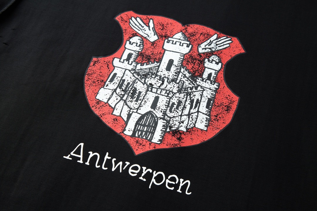 Balenciaga 巴黎世家 城堡图案印花 做旧破洞短袖 T 恤 圆领 夏季 黑色 787358TQVP71083