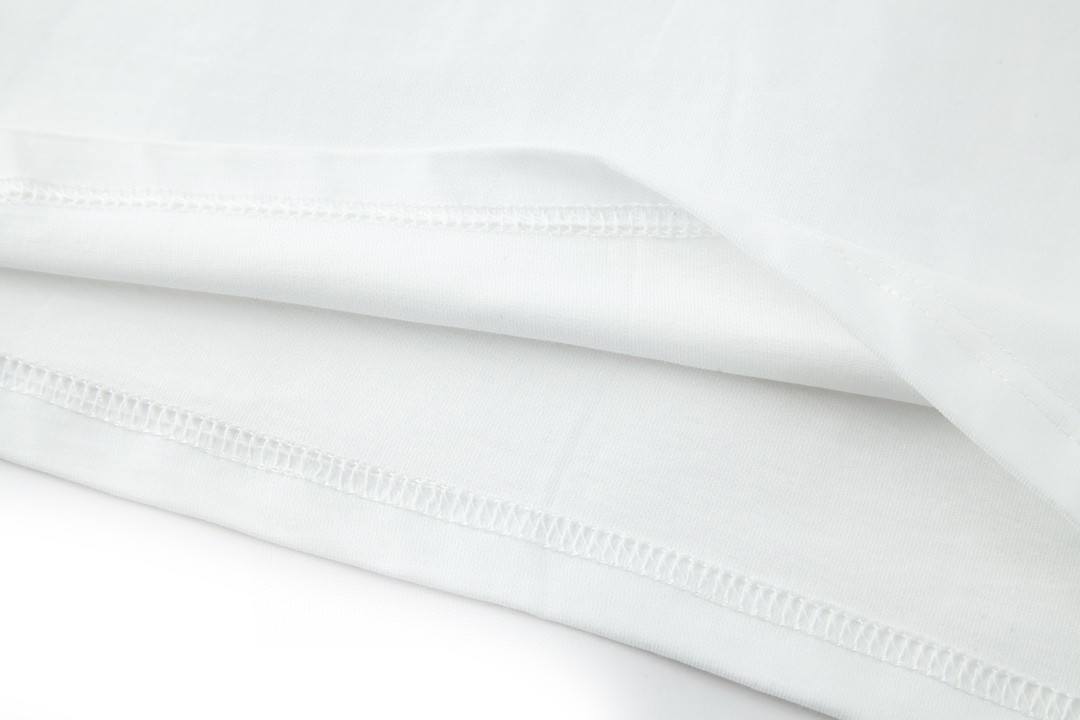 GUCCI 古驰 签名刺绣字母logo 短袖 T恤 圆领 套头 夏季 白色 782762-XJGH4-9088