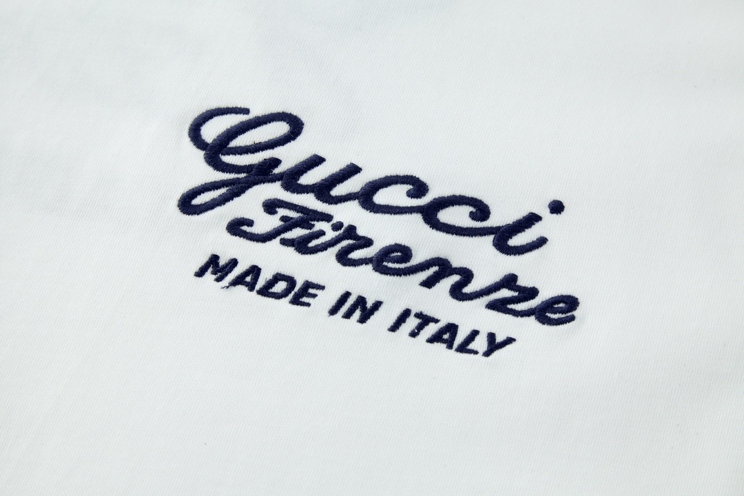 GUCCI 古驰 签名刺绣字母logo 短袖 T恤 圆领 套头 夏季 白色 782762-XJGH4-9088