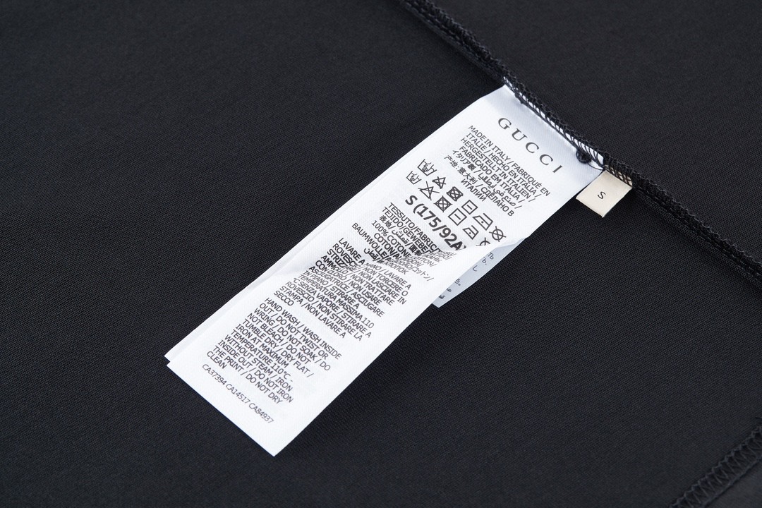 GUCCI 古驰 渐变彩虹字母logo闪电印花 短袖 T恤 圆领 套头 夏季 黑色 616036-XJFF9-1152