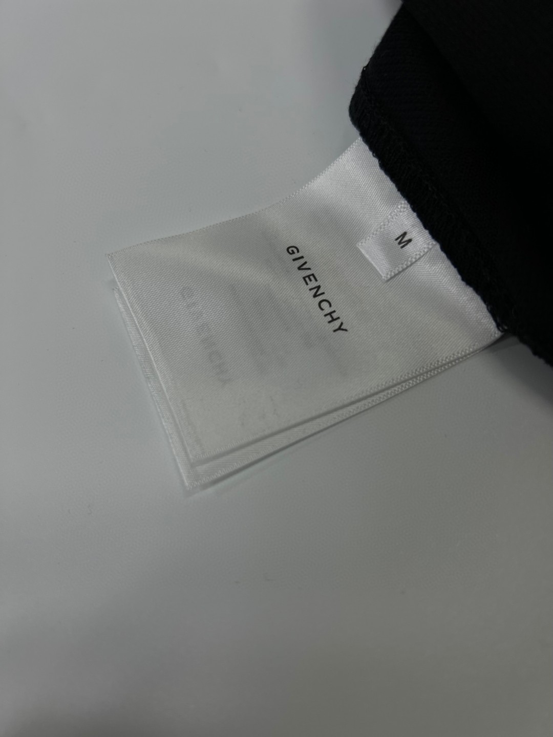 Givenchy 纪梵希 字母logo印花 半拉链Polo衫 T恤 短袖 套头 夏款 黑色 BM71D13YFP-001