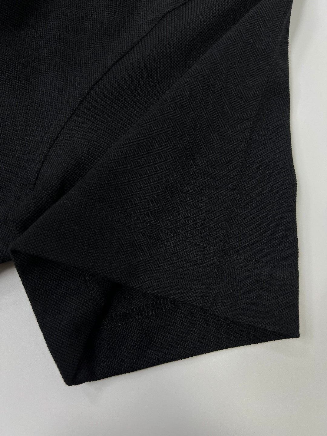 Givenchy 纪梵希 字母logo印花 半拉链Polo衫 T恤 短袖 套头 夏款 黑色 BM71D13YFP-001