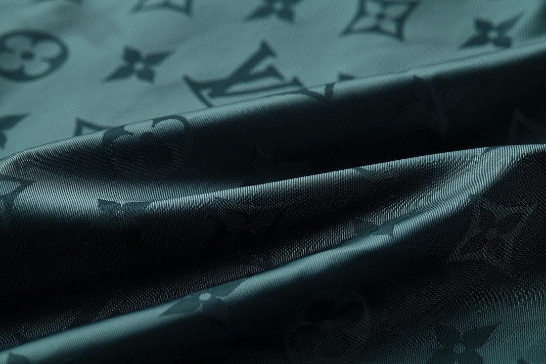 LOUIS VUITTON 路易威登 双面穿拉链夹克 外套 绿色1AF716