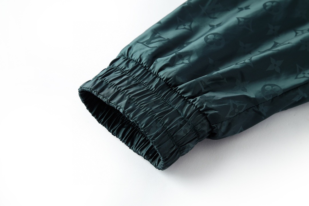 LOUIS VUITTON 路易威登 双面穿拉链夹克 外套 绿色1AF716