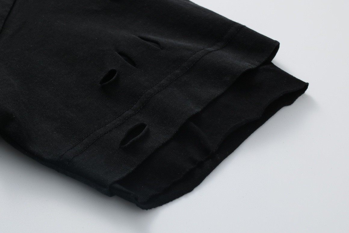 Givenchy 纪梵希 破洞假两件字母logo印花 T恤 短袖 套头 夏款 黑色 BM71G13Y9W-011