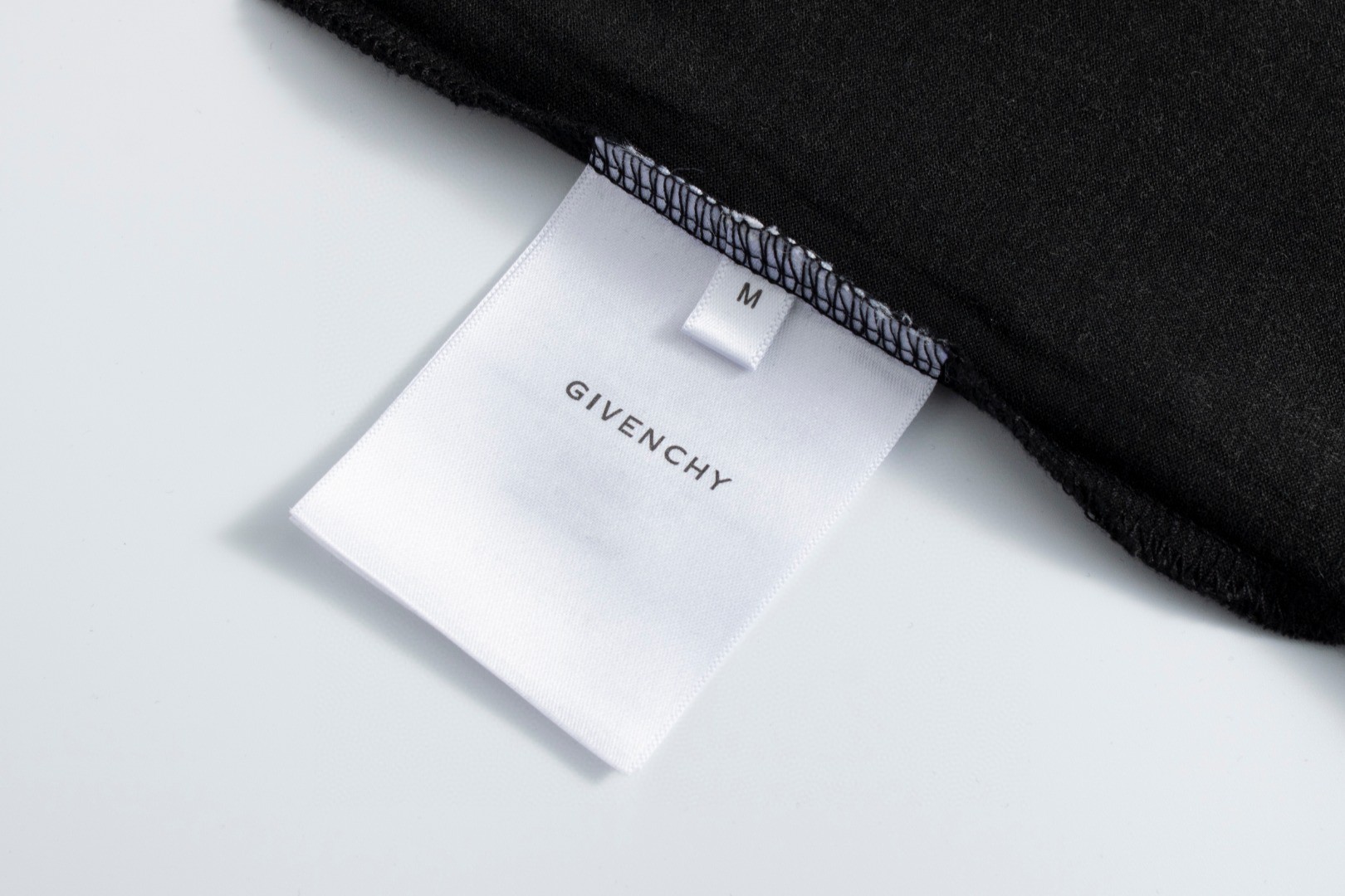 Givenchy 纪梵希 双层字母logo印花 T恤 短袖 套头 夏款 黑色 