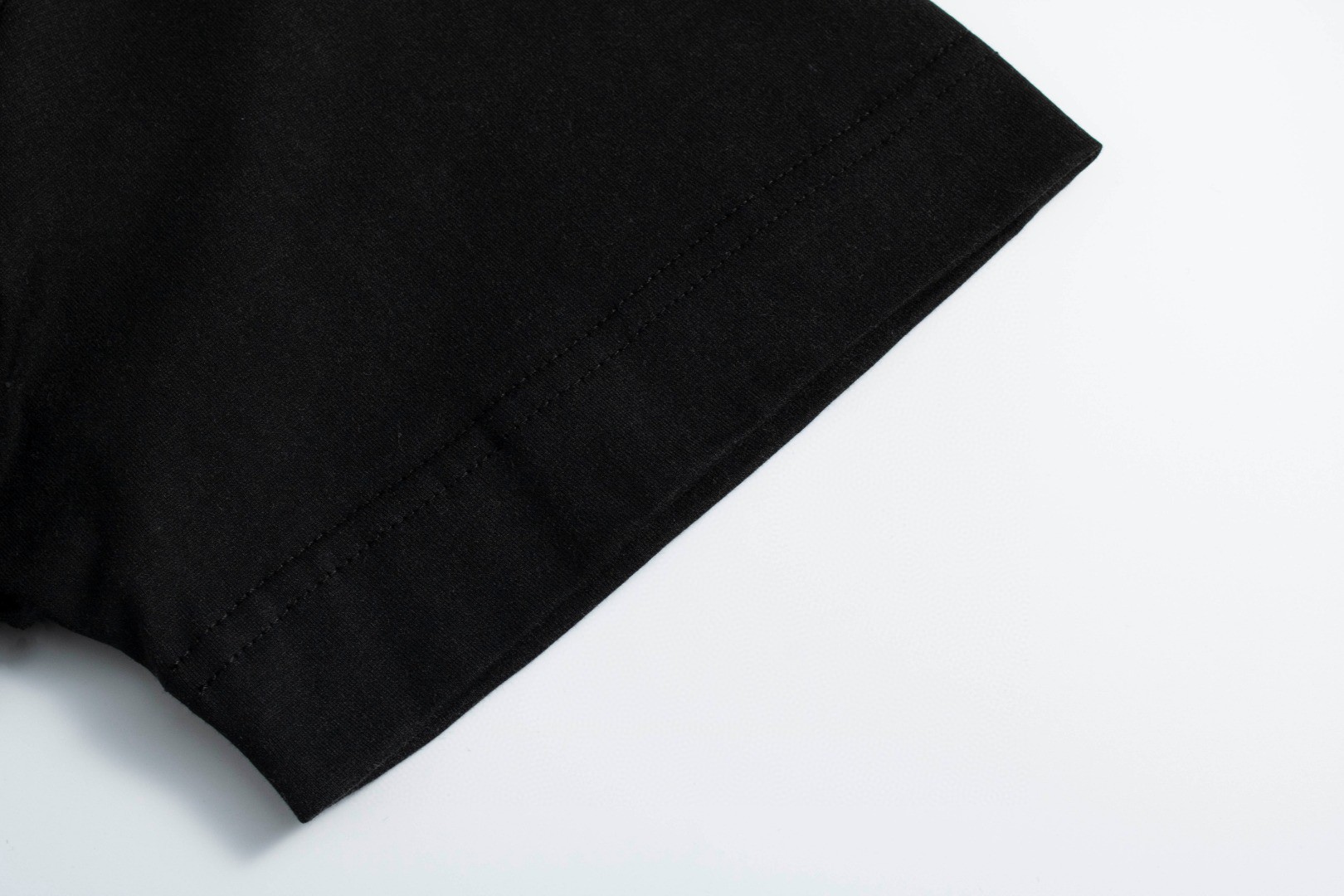 Givenchy 纪梵希 双层字母logo印花 T恤 短袖 套头 夏款 黑色 