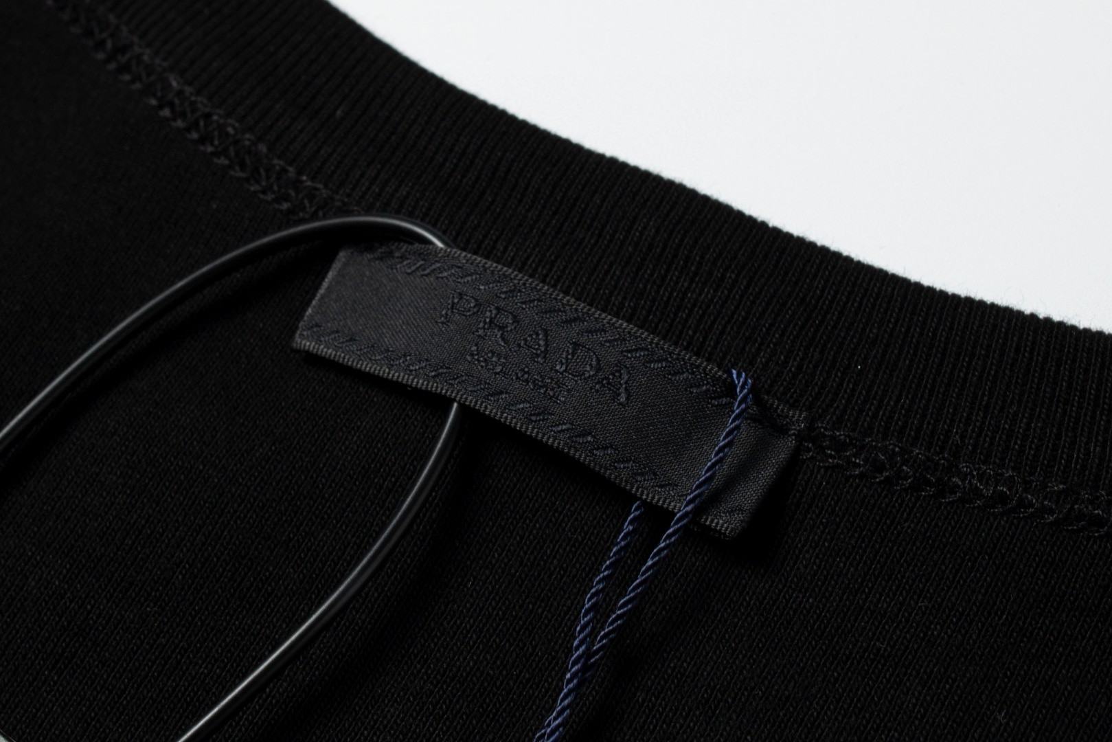 PRADA 普拉达 纯色徽标背心 短袖 夏款 黑色 