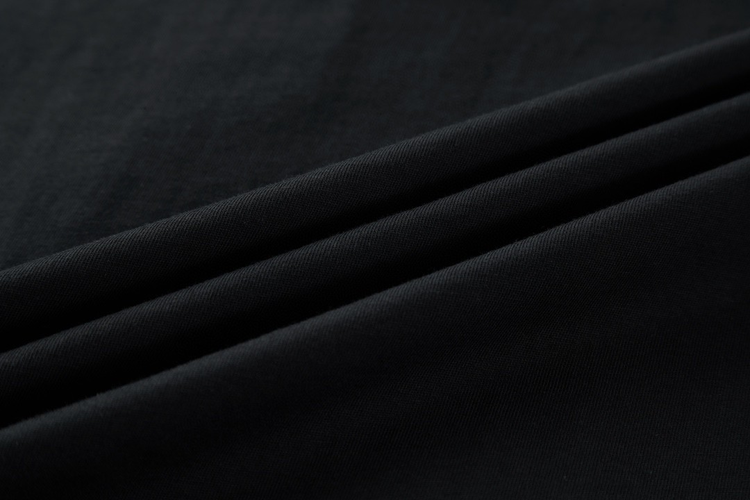 Givenchy 纪梵希 胸口口袋刺绣印花 T恤 短袖 套头 夏款 黑色 BM71G23YAB-001