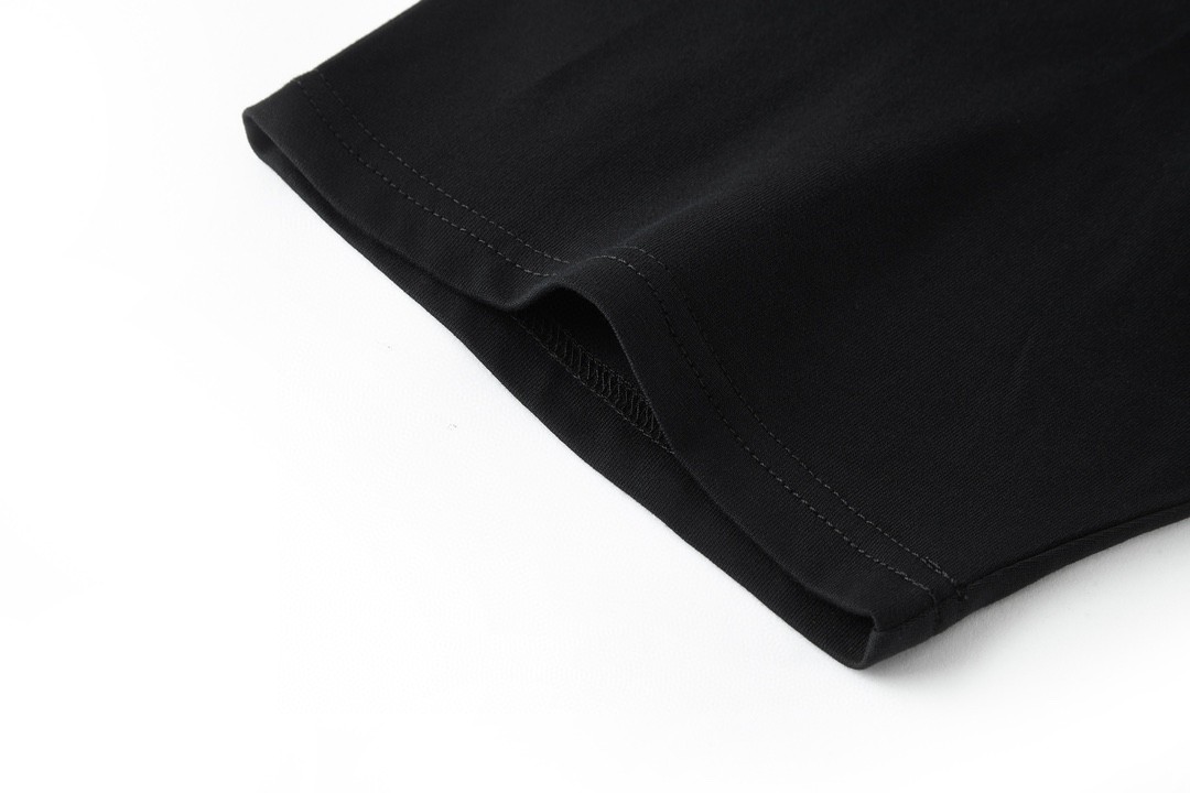 CELINE 赛琳 字母logo印花 短袖 T恤 圆领 夏款 黑色 2X59M671Q-38AW