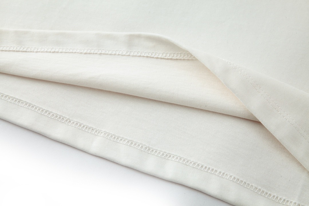 GUCCI 古驰 彩色字母logo印花 短袖 T恤 圆领 套头 夏季 白色 616036-XJFFX-9095