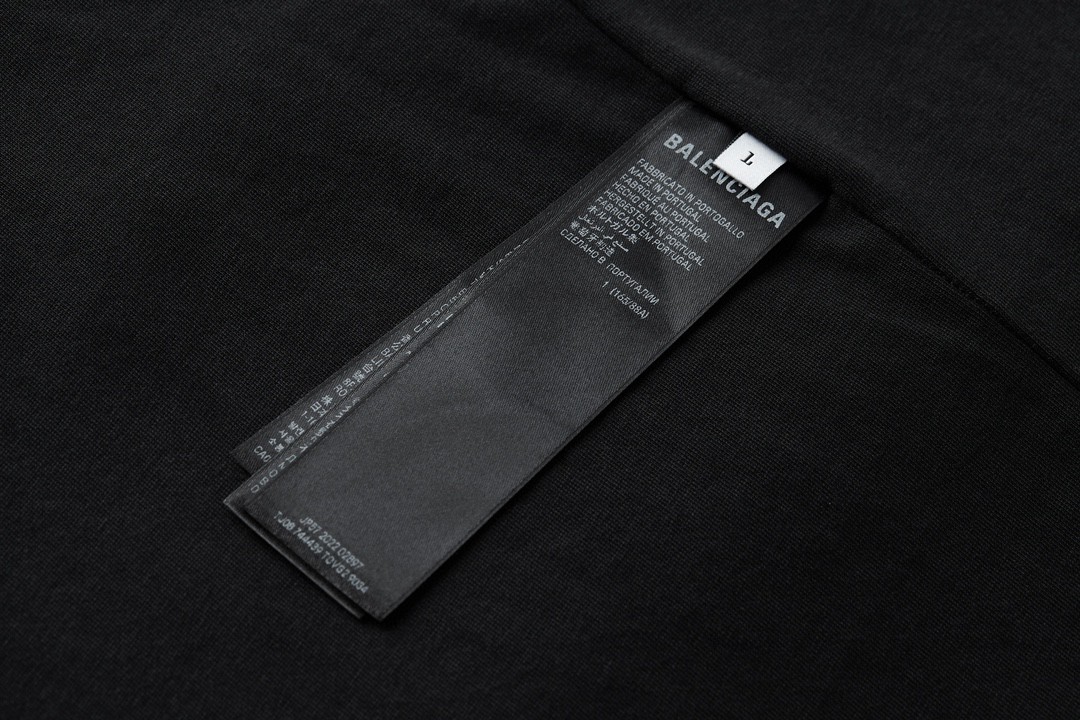 Balenciaga 巴黎世家 字母logo印花 做旧破洞短袖 T 恤 圆领 夏季 黑色 787358TQVG11569