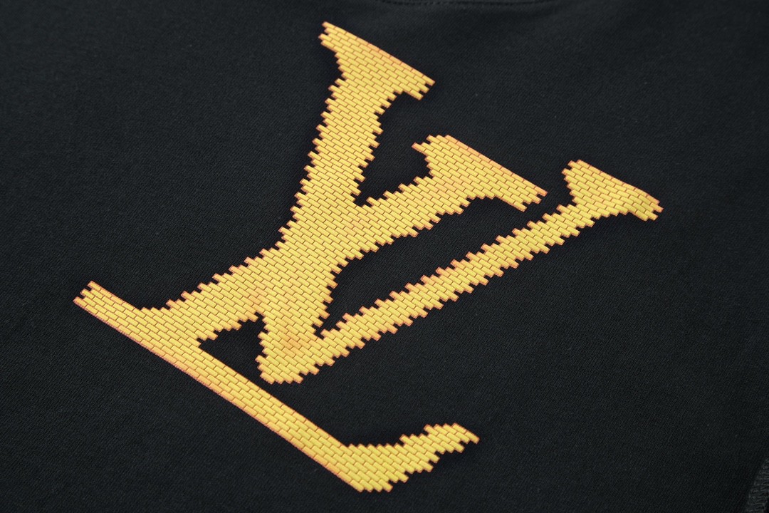 LOUIS VUITTON 路易威登 胸口金砖字母logo印花 套头 圆领 短袖 T 恤 上衣 夏款 黑色 