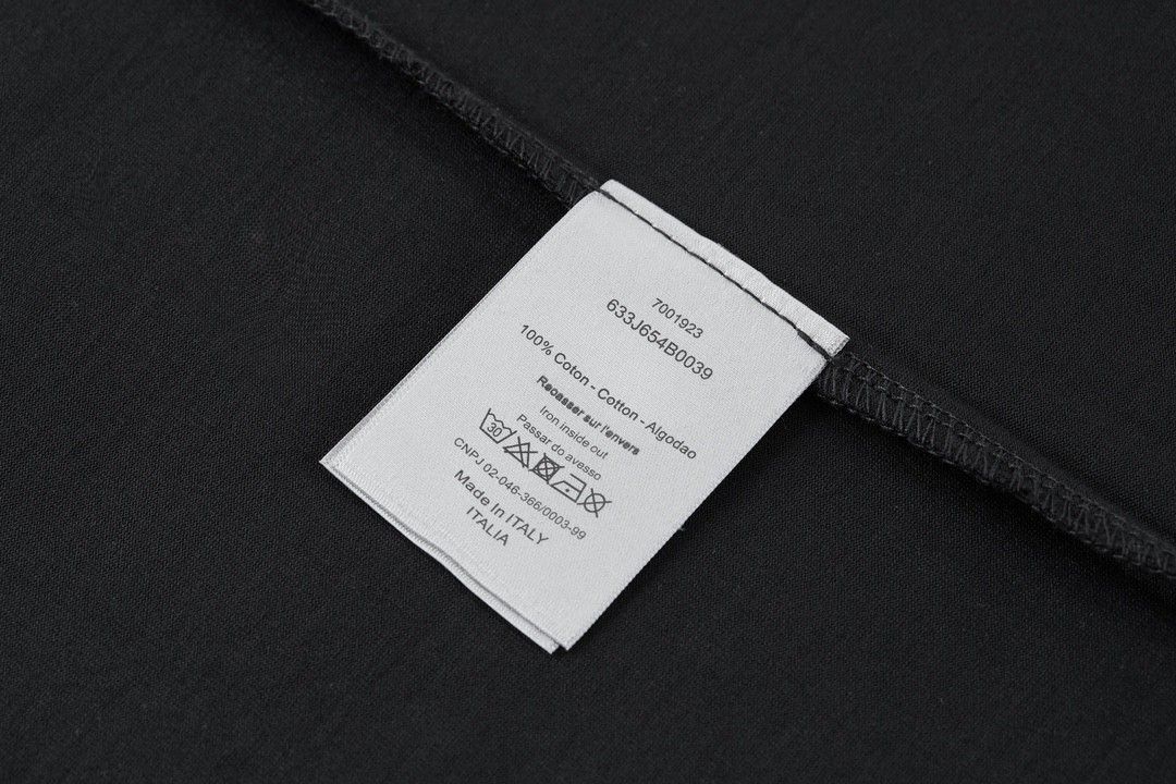 DIOR 迪奥 纯色字母Logo印花 圆领 T恤 短袖 夏季 黑色 863J621I0533-C980