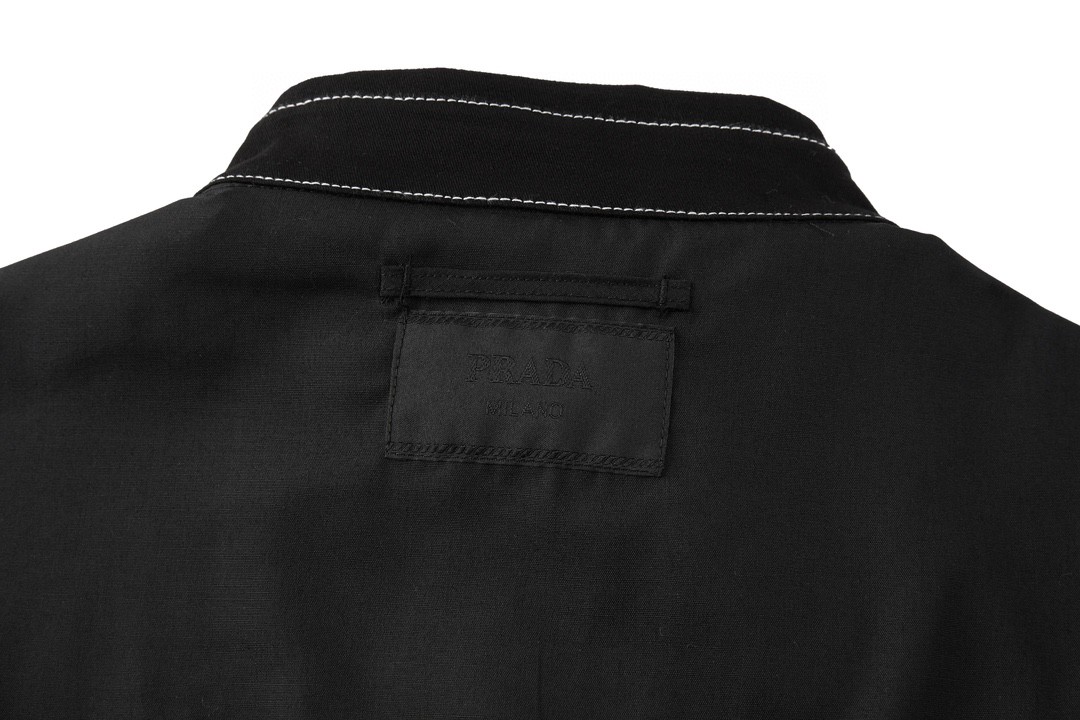 PRADA 普拉达 纯色logo徽标 牛仔衬衫 外套 长袖 黑色 SC696108IF0002