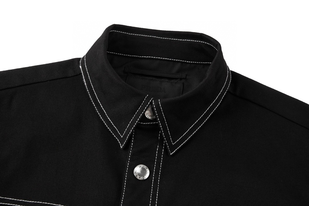 PRADA 普拉达 纯色logo徽标 牛仔衬衫 外套 长袖 黑色 SC696108IF0002
