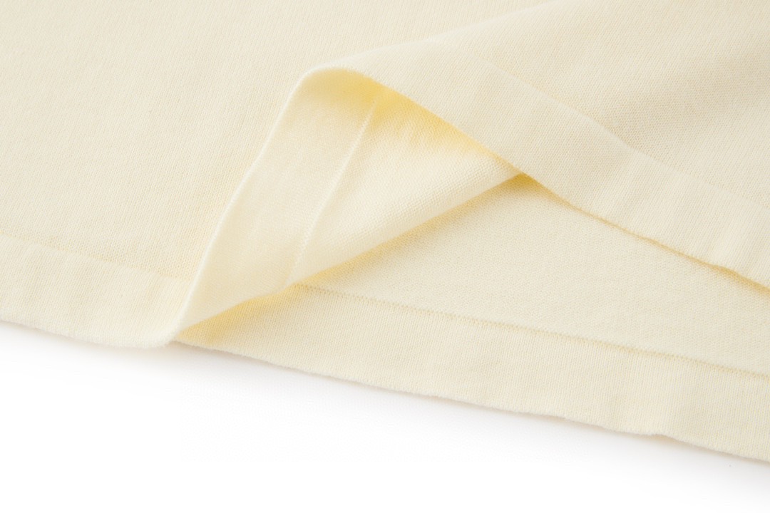 LOUIS VUITTON 路易威登 字母花卉图案 套头 圆领 短袖 T 恤 上衣 夏款 米色 1AFRDI