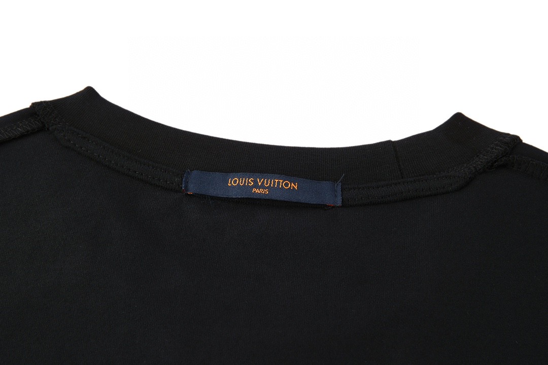 LOUIS VUITTON 路易威登 字母logo印花刺绣小狗图案 套头 圆领 短袖 T 恤 上衣 黑色 1AFQ67