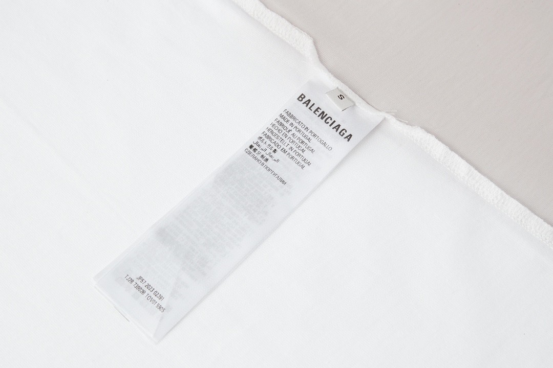Balenciaga 巴黎世家 前后拼接字母logo印花短袖 T 恤 圆领 夏季 白色 