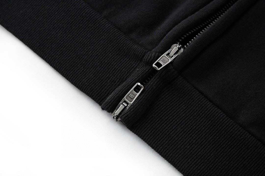Balenciaga 巴黎世家 曼联球队10号拉链连帽卫衣 外套 长袖 秋冬 黑色 744457TPVS61070