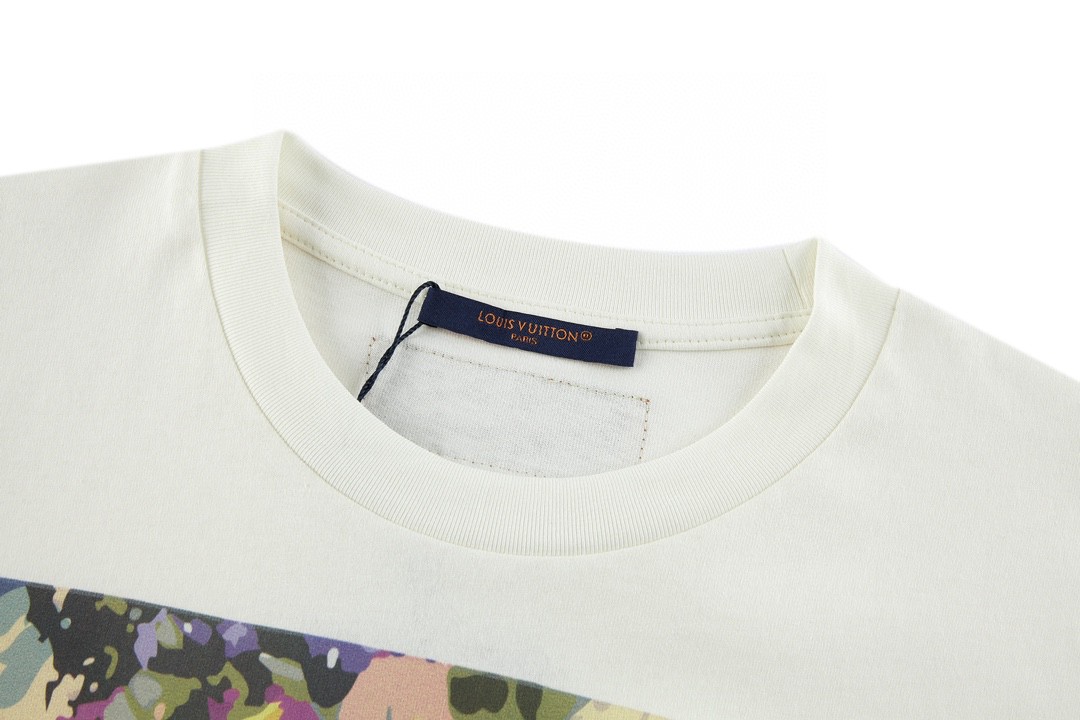 LOUIS VUITTON 路易威登 字母花卉图案印花 套头 圆领 短袖 T 恤 上衣 夏款 白色 1AAGWP