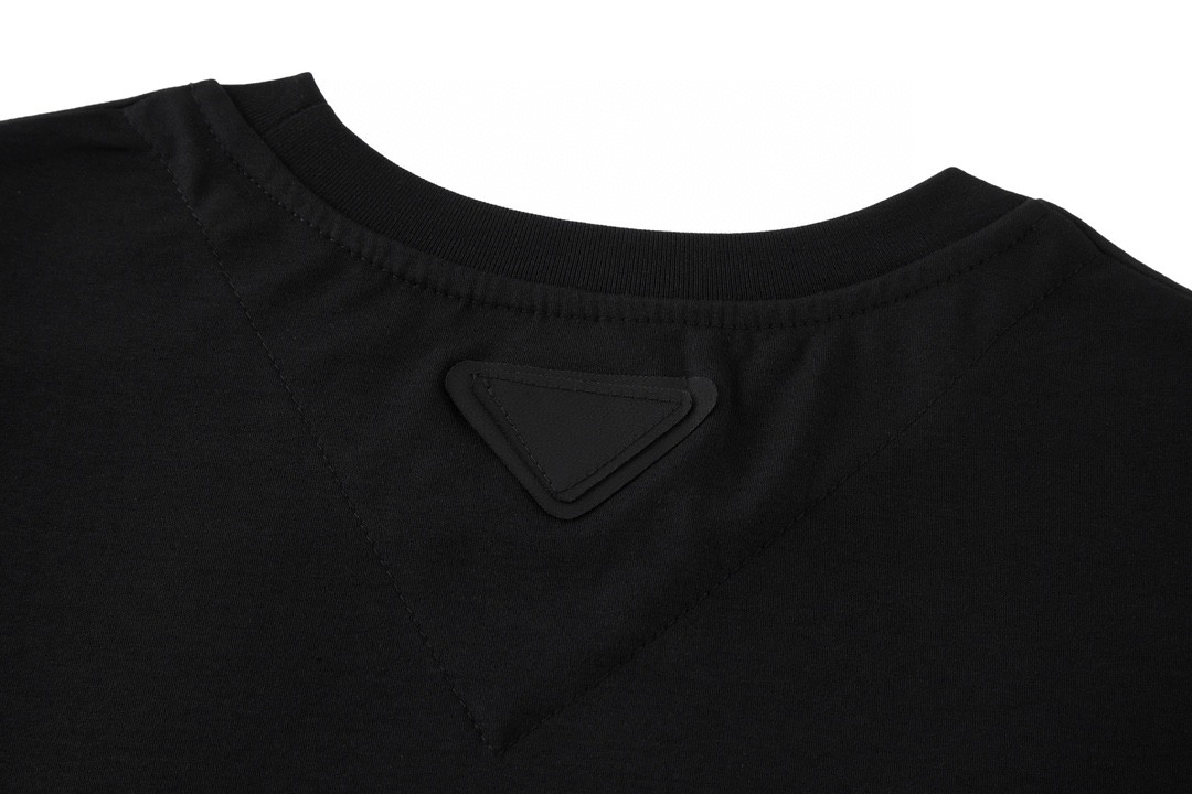 PRADA 普拉达 纯色尼龙拼接 圆领 短袖 T恤 黑色