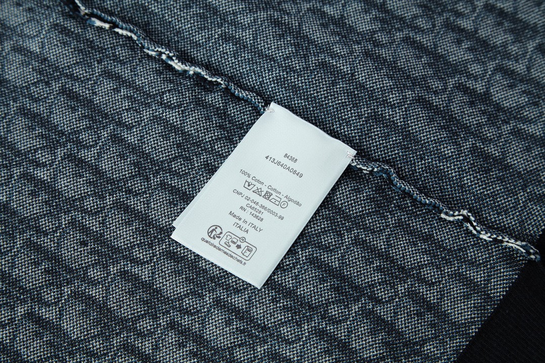 LOUIS VUITTON 路易威登 logo满印套头针织Polo衫 短袖 上衣 夏款 黑白色 293M832AT472-C185