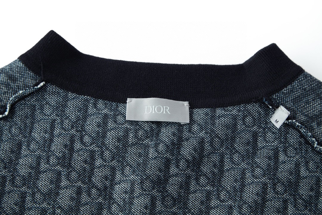 LOUIS VUITTON 路易威登 logo满印套头针织Polo衫 短袖 上衣 夏款 黑白色 293M832AT472-C185