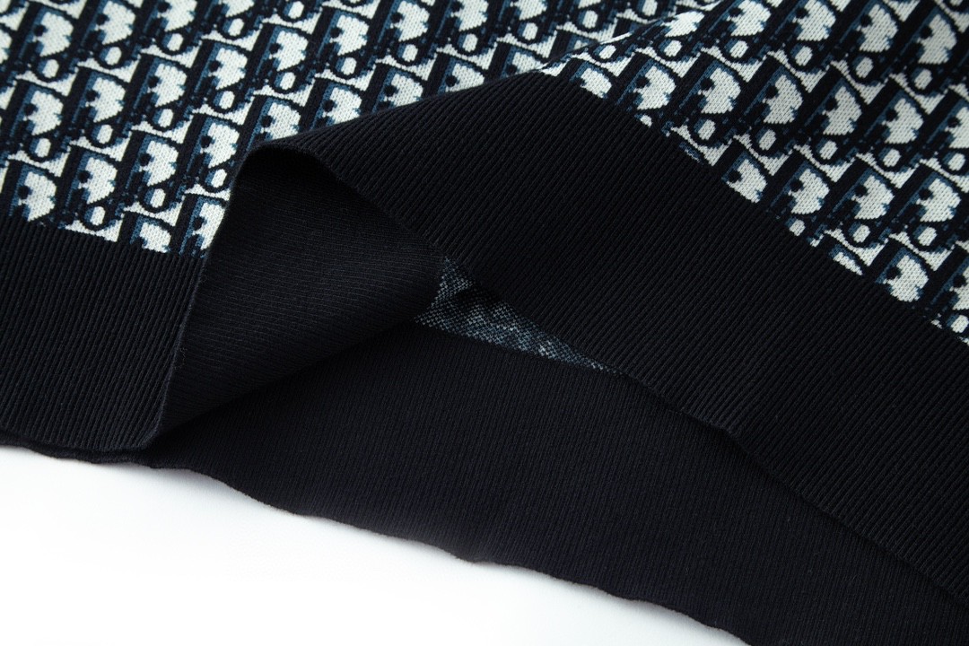 LOUIS VUITTON 路易威登 logo满印套头针织Polo衫 短袖 上衣 夏款 黑白色 293M832AT472-C185