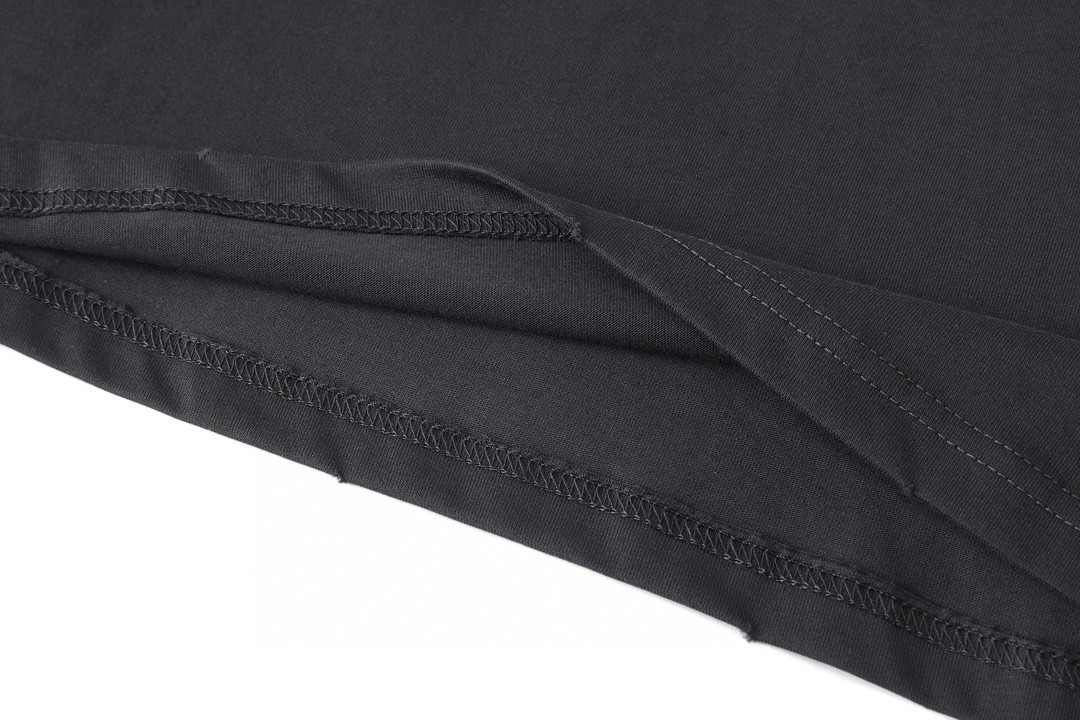 Balenciaga 巴黎世家 裂纹字母Logo印花 圆领 短袖 T恤 夏季 黑色