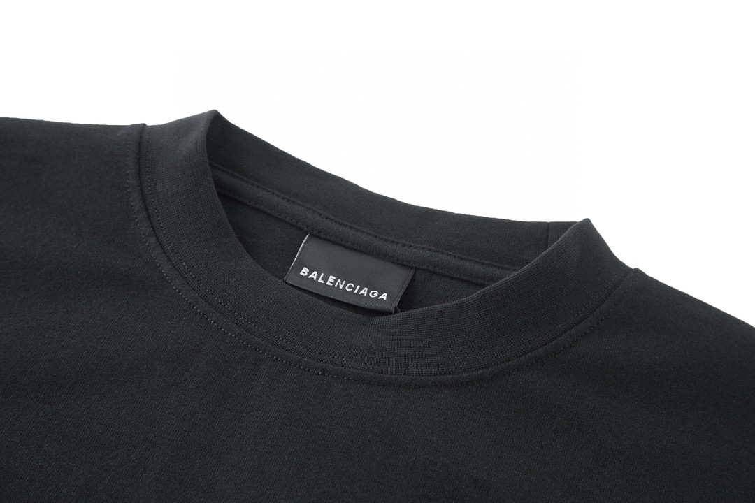 Balenciaga 巴黎世家 胶带遮挡字母logo印花短袖 T 恤 圆领 夏季 黑色 641675TNVG11089