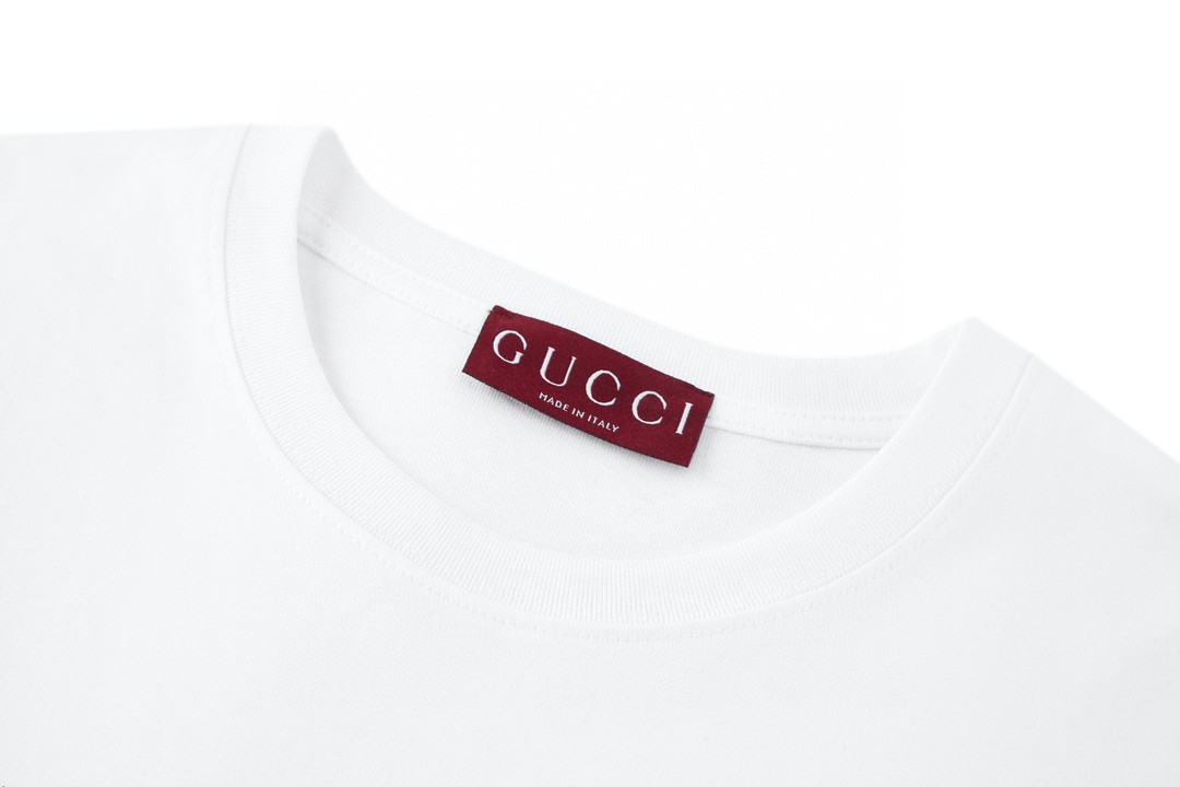 GUCCI 古驰 红漆 字母logo印花 短袖 T恤 圆领 套头 夏季 白色 785345-XJGKJ-9541