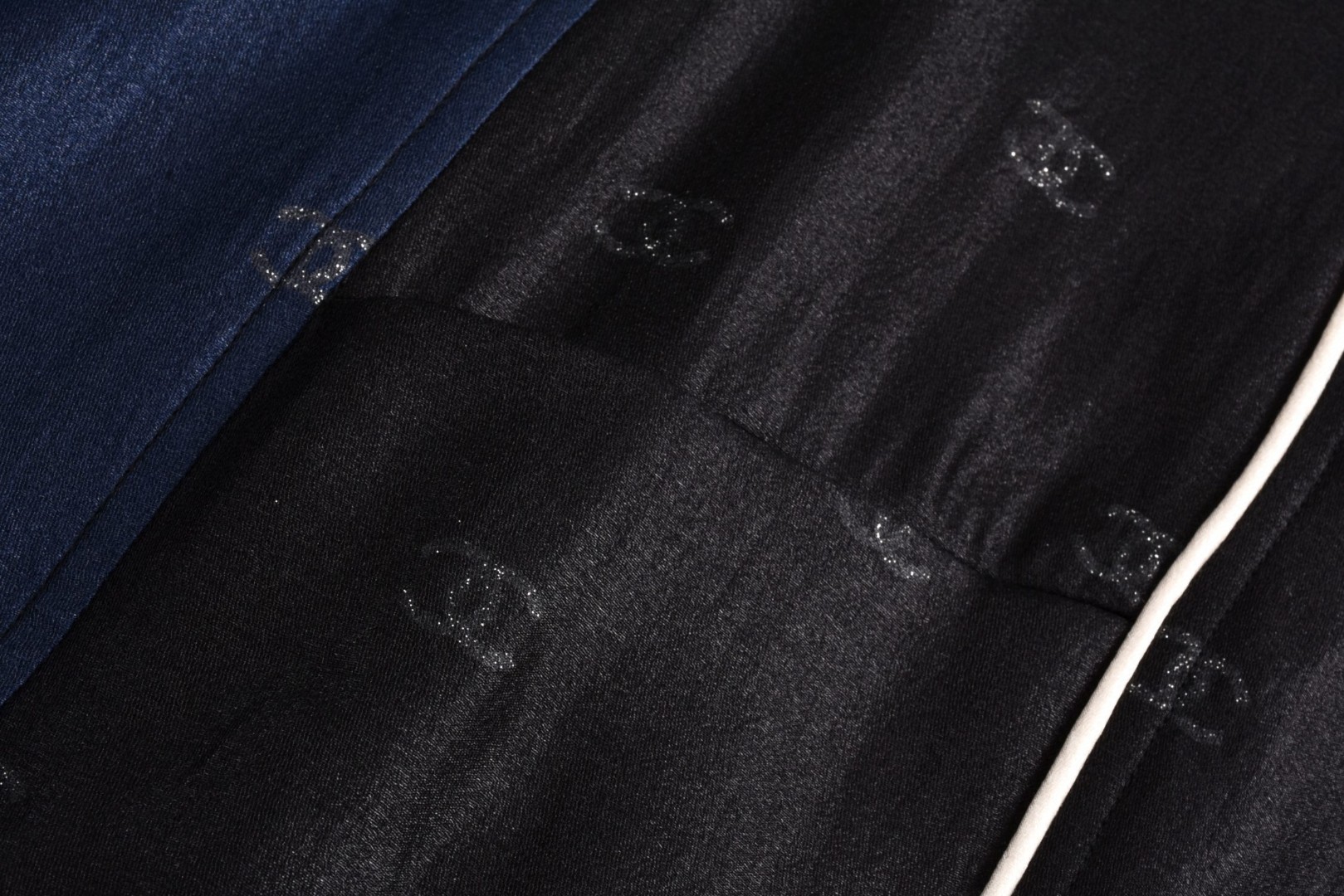 Chanel 香奈儿 拼色暗纹提花拉链夹克 外套 长袖 秋冬款 黑色