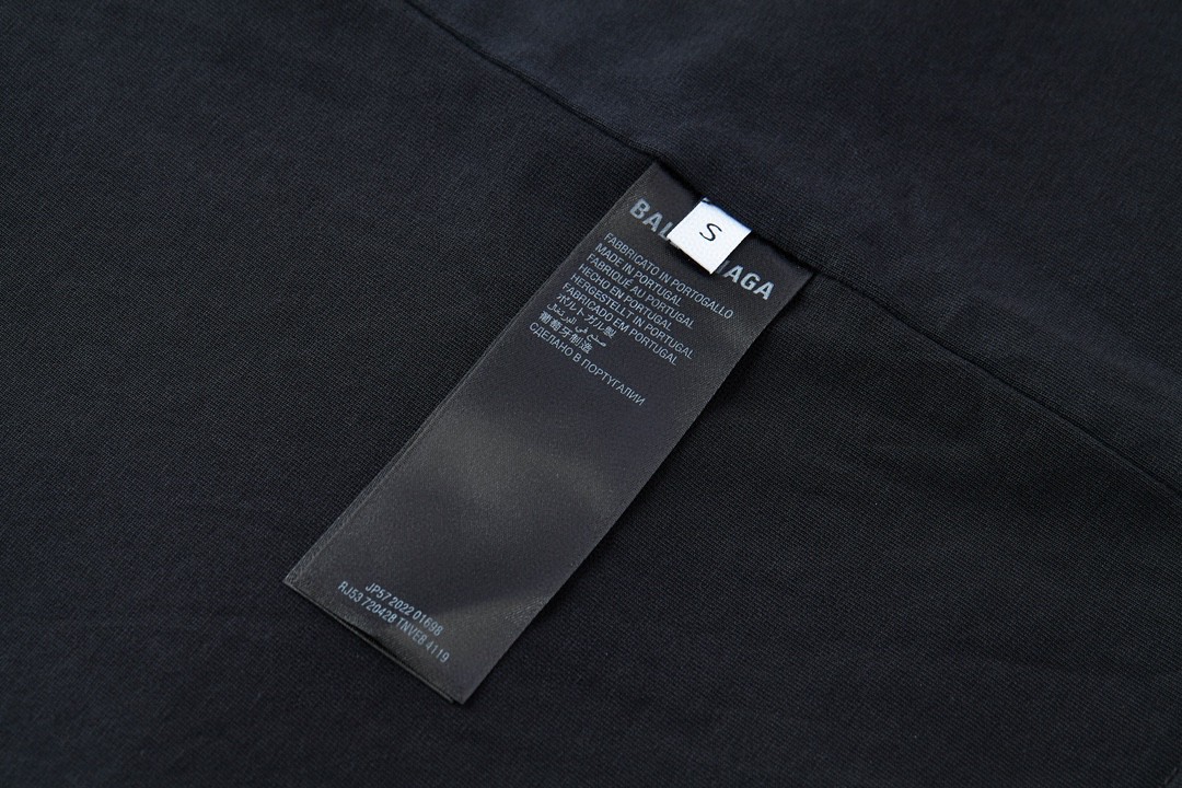 Balenciaga 巴黎世家 做旧钻石字母logo印花短袖 T 恤 圆领 夏季 黑色 787358TQVE81083