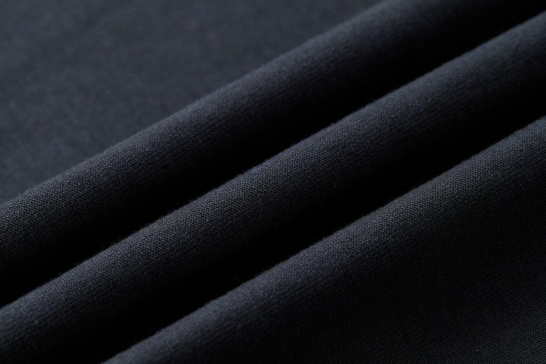 Balenciaga 巴黎世家 做旧钻石字母logo印花短袖 T 恤 圆领 夏季 黑色 787358TQVE81083