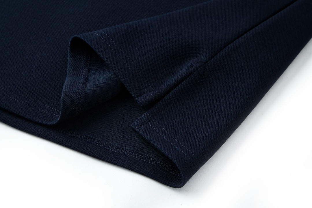 GUCCI 古驰 胸口口袋刺绣logo 条纹边饰Polo衫 短袖 T恤 夏季 蓝色 752604XJFTL4215