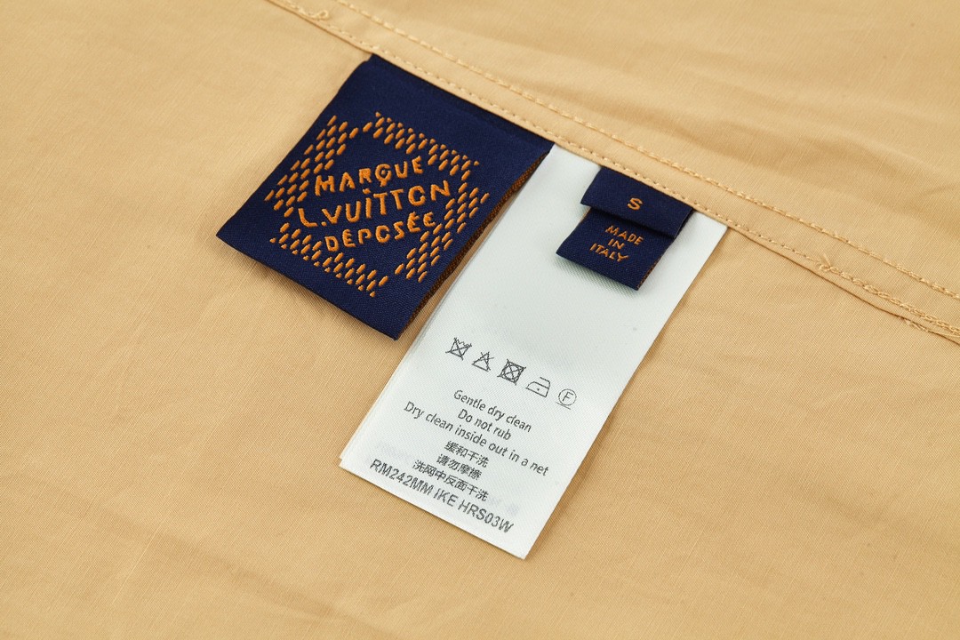 LOUIS VUITTON 路易威登 拼色刺绣小狗图案衬衫短袖 上衣 夏款 黄色 1AFQ14