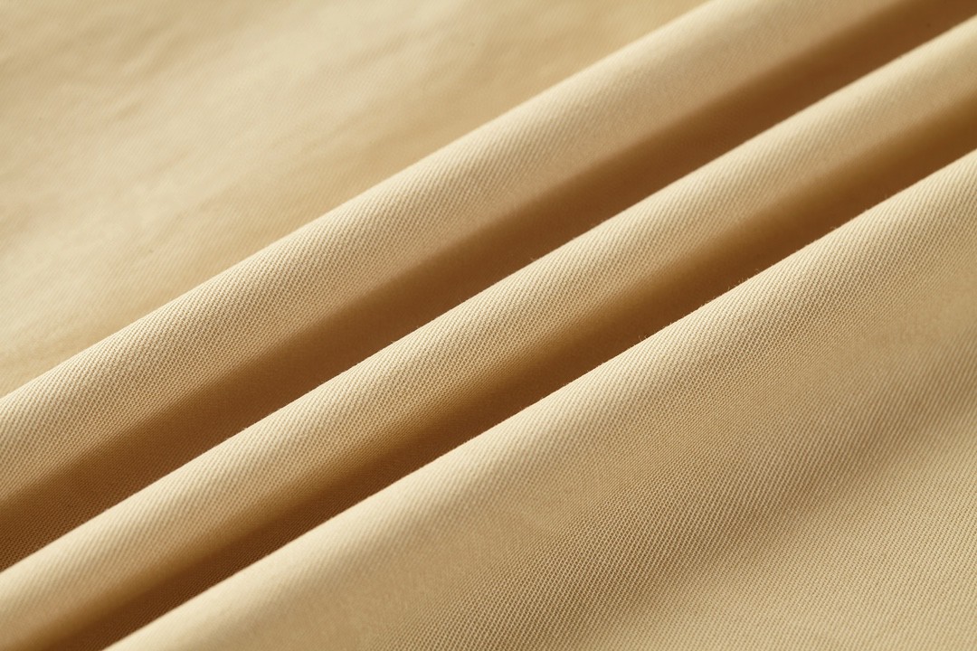 LOUIS VUITTON 路易威登 拼色刺绣小狗图案衬衫短袖 上衣 夏款 黄色 1AFQ14