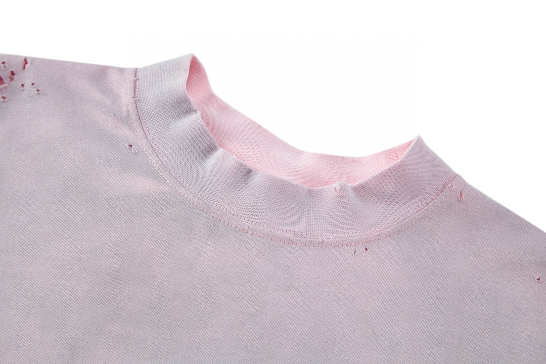 Balenciaga 巴黎世家 做旧晕染破洞梵文字母logo印花短袖 T 恤 圆领 夏季 粉色