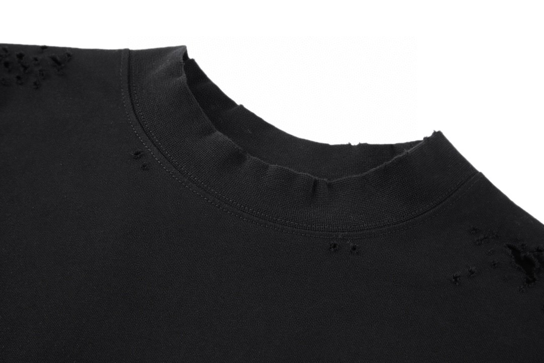 Balenciaga 巴黎世家 做旧破洞梵文字母logo印花短袖 T 恤 圆领 夏季 黑色 764235TQVJ81569