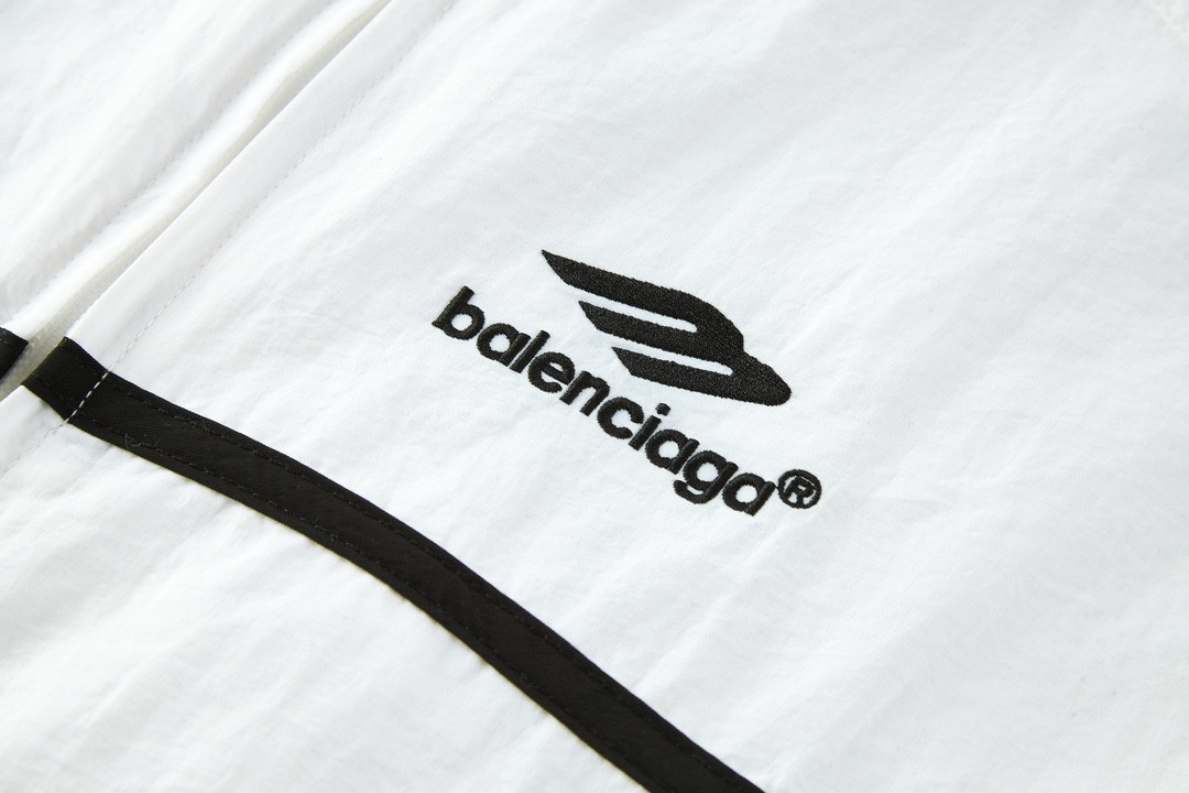 Balenciaga 巴黎世家 刺绣Logo字母 立领拉链夹克 运动服 外套 长袖 秋冬 白色