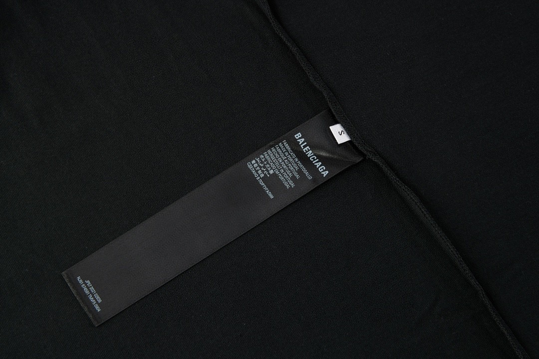 Balenciaga 巴黎世家 纯色后背水钻字母logo印花短袖 T 恤 圆领 夏季 黑色 641655TPVP71000