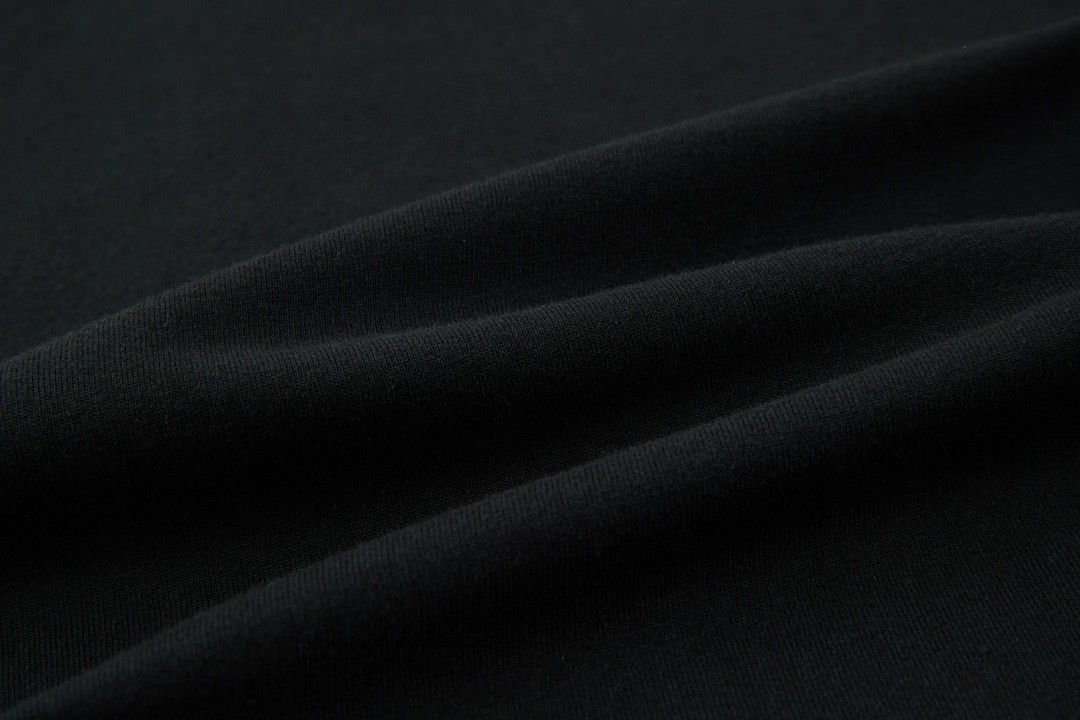 Balenciaga 巴黎世家 纯色后背水钻字母logo印花短袖 T 恤 圆领 夏季 黑色 641655TPVP71000