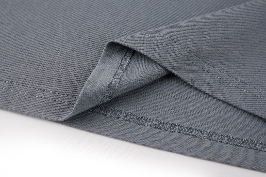 DIOR 迪奥 大O贴布字母Logo印花 圆领 T恤 短袖 夏季 灰色 493J642A0817-C885