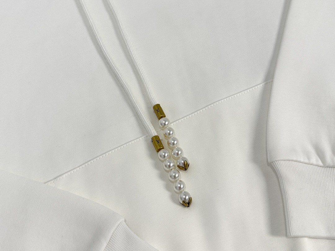 LOUIS VUITTON 路易威登 刺绣字母logo珍珠抽绳连帽卫衣 长袖 外套 白色 1AFJH1