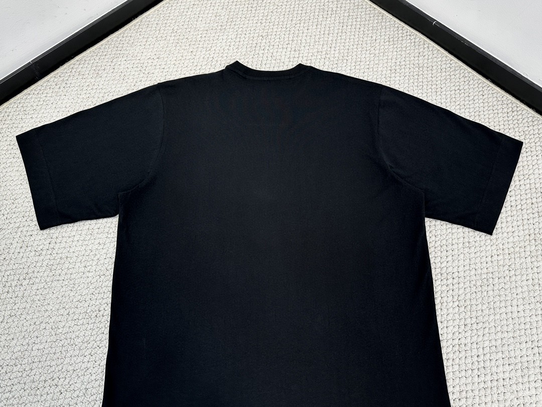 Givenchy 纪梵希 刺绣字母logo图案 T恤 短袖 套头 夏款 黑色