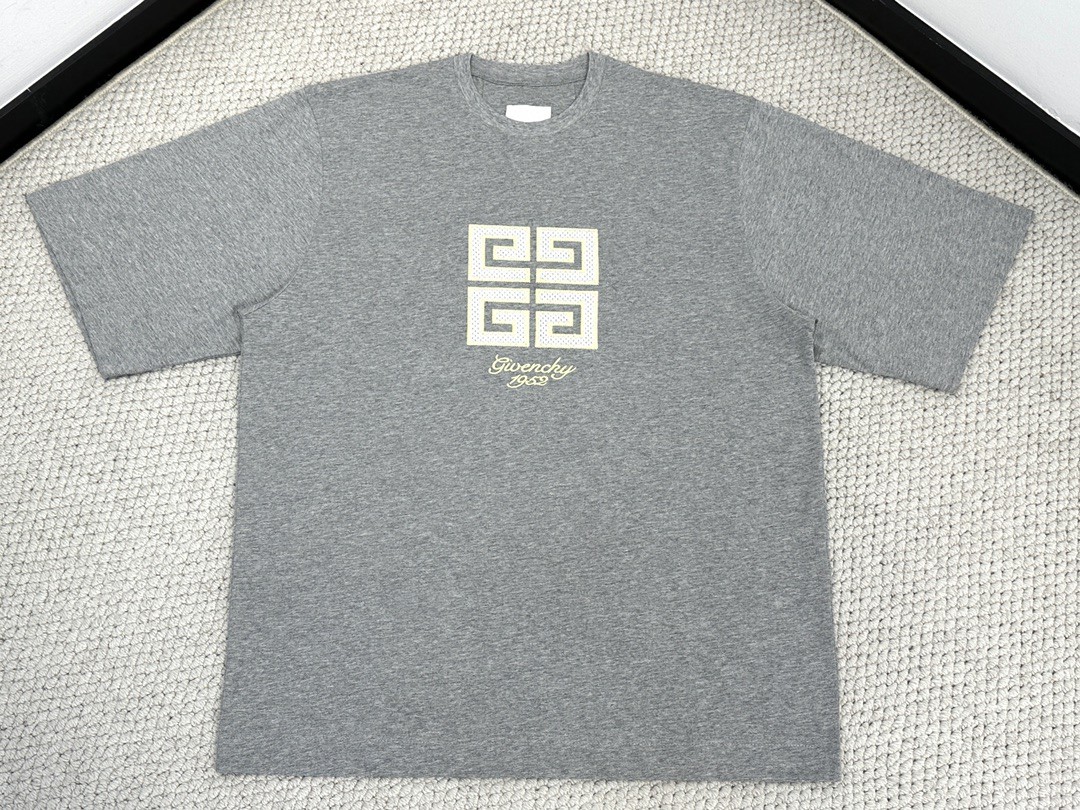 Givenchy 纪梵希 刺绣字母logo图案 T恤 短袖 套头 夏款 灰色